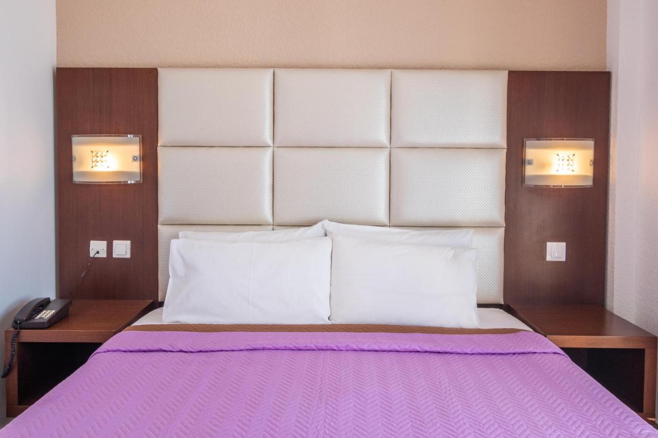 Castelia Bay Hotel أموبي المظهر الخارجي الصورة