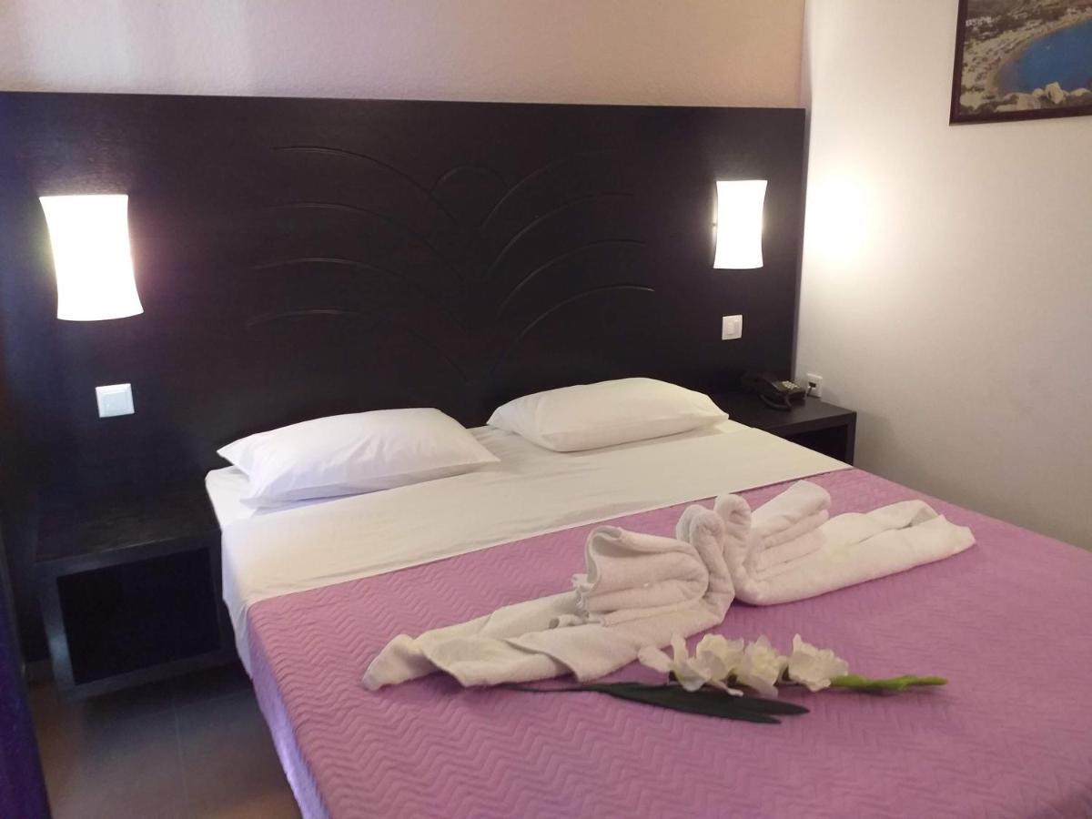 Castelia Bay Hotel أموبي المظهر الخارجي الصورة