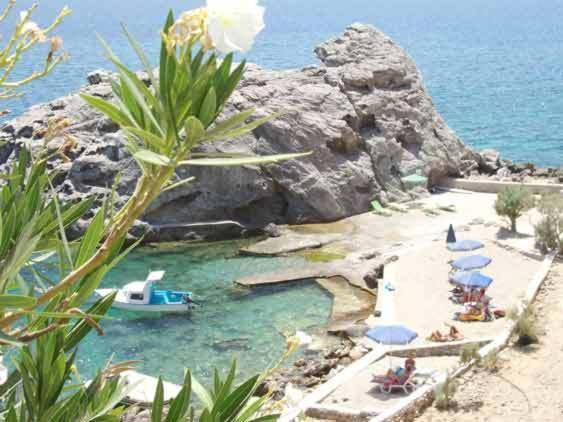 Castelia Bay Hotel أموبي المظهر الخارجي الصورة